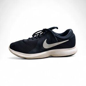 Nike Revolution Running Shoes Men’s Size 9.5 Navy & White Athletic Sneakers